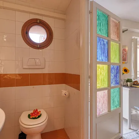 Old Castle - Happy * 芒通