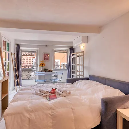 Old Castle - Happy 芒通