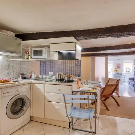 Old Castle - Happy * Menton