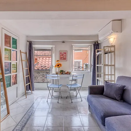 Appartement Old Castle - Happy