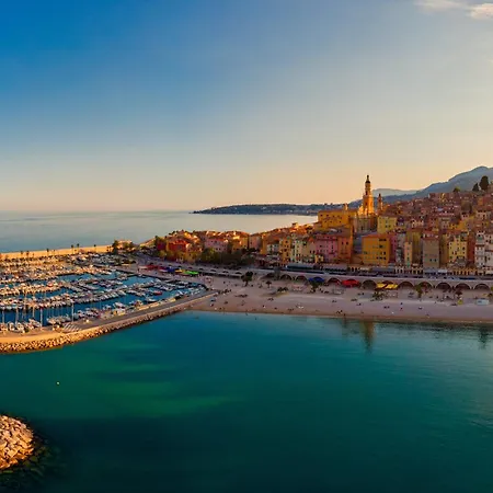 Apartment Old Castle - Happy *