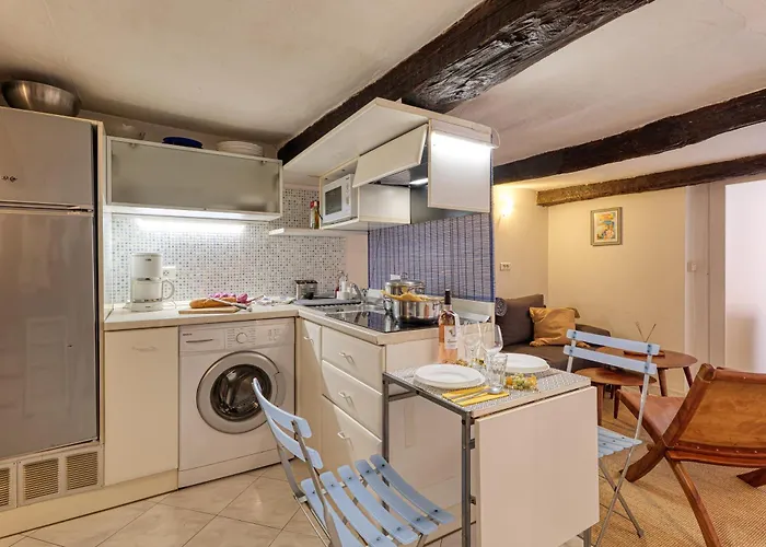 Old Castle - Happy Apartamento Menton